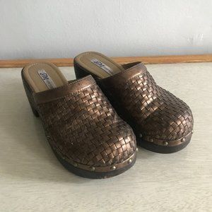 Women's Clogs Size 9